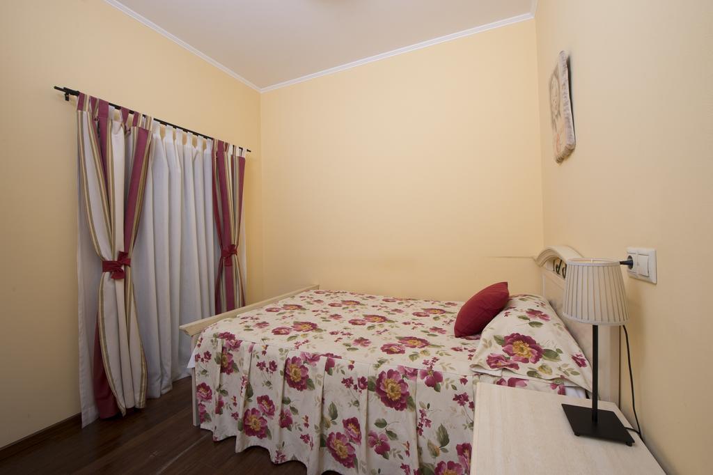 Park Villa - Boutique Hotel Тимишоара Экстерьер фото